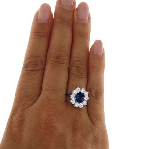 Bague Bague en or blanc avec saphir 1,99 ct et diamants 58 Facettes G3560