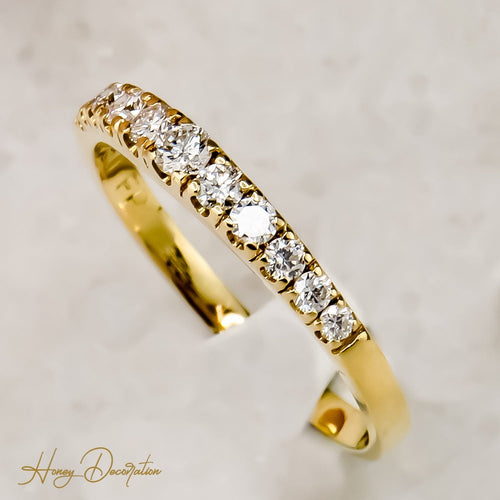 Bague 61.5 Bague demi-alliance en or jaune 18 carats avec diamants 58 Facettes 2506