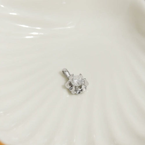 Pendentif Pendentif en or blanc 14 carats avec diamant taille brillant 0,63 ct 58 Facettes 2965