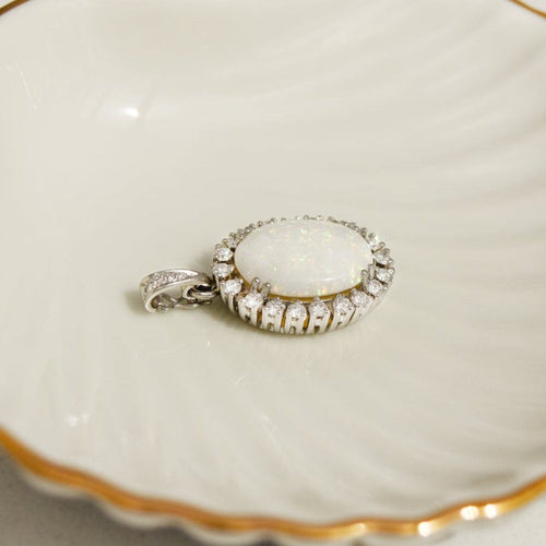 Pendentif Pendentif en platine avec boulder opale et diamants 58 Facettes 2842