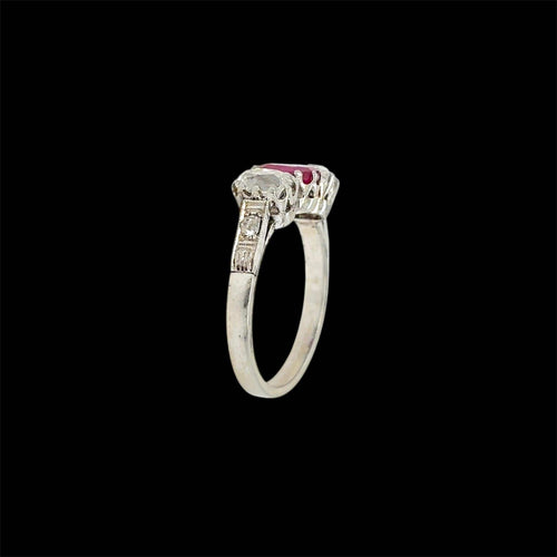 Bague Art déco - Bague trois pierres en or 18k rubis birman et diamants 58 Facettes