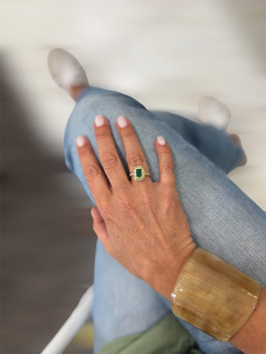 Bague 55 Bague de fiançailles rétro en or jaune 18 ct, émeraude et diamants 58 Facettes