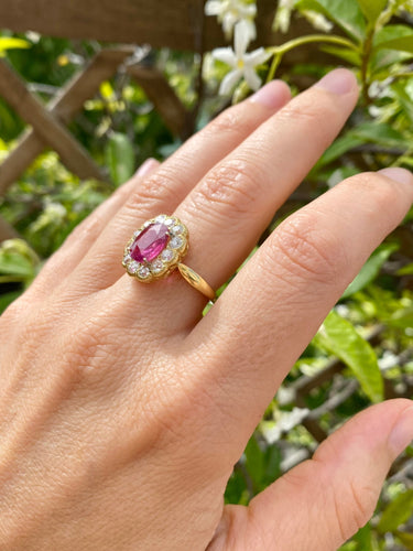 Bague 56 Bague cluster en or rose 18 carats rubis et diamants 58 Facettes