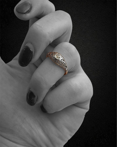 Bague Bague Liberty ajourée en or blanc et diamants taille rose 58 Facettes