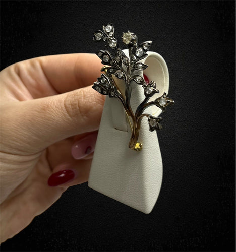 Broche Broche florale - Diamants taille rose en or et argent, Italie vers 1920 58 Facettes