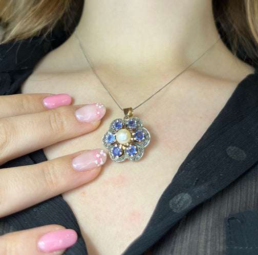 Pendentif Pendentif floral - Saphir, perle et diamants en argent et or rose 58 Facettes