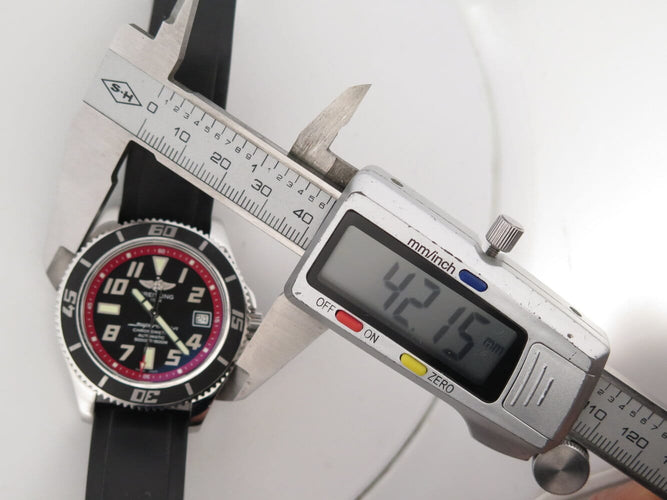 Montre Breitling Superocean 42 - Montre automatique en acier, réf. A17364 58 Facettes 271458