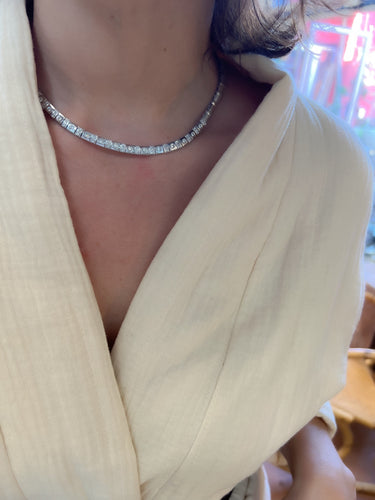 Collier Collier maillons carrés pavés en or gris 18k et diamants 58 Facettes 1