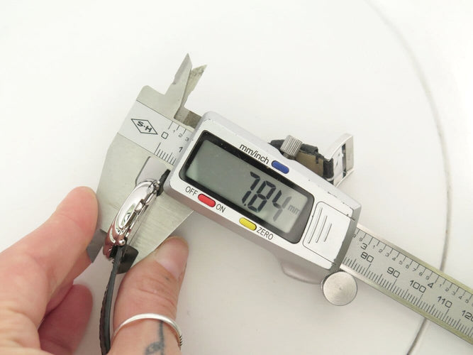 Montre Poiray Rive Droite - Montre quartz 31 mm en acier, bracelet cuir 58 Facettes 271816