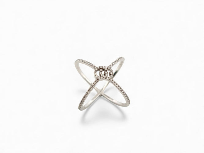 Bague 50 Gucci GG Running - Bague 7 mm en or blanc 18k et diamants (T50) 58 Facettes 271884