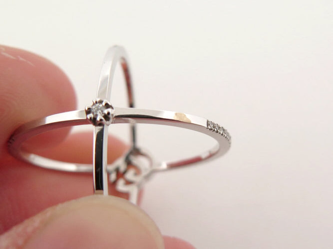 Bague 50 Gucci GG Running - Bague 7 mm en or blanc 18k et diamants (T50) 58 Facettes 271884