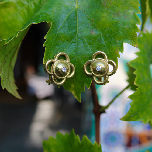 Boucles d'oreilles Elizabeth Locke - Boucles d’oreilles trèfle en or 18k et diamants 58 Facettes