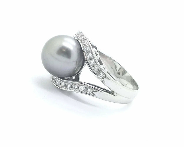 Bague Bague en or blanc 18 ct avec perle de Tahiti et diamants 58 Facettes 6173