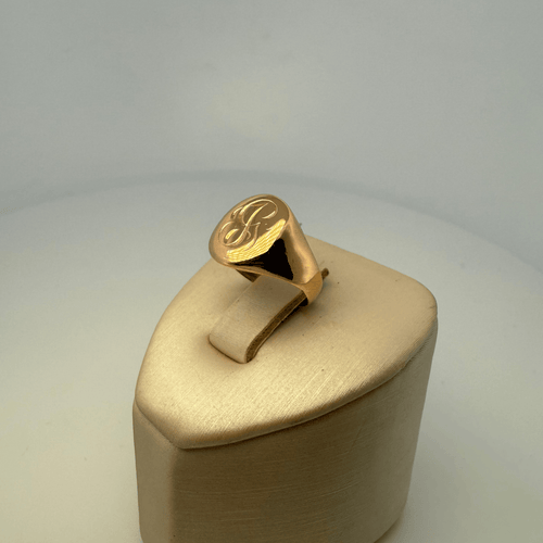 Bague 47.5 Bague chevalière gravée en or jaune 18 carats 5,53 g 58 Facettes 250009