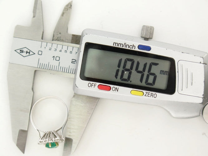 Bague 51 Bague marguerite T51 en or blanc 18k avec émeraude et diamants 58 Facettes 272543