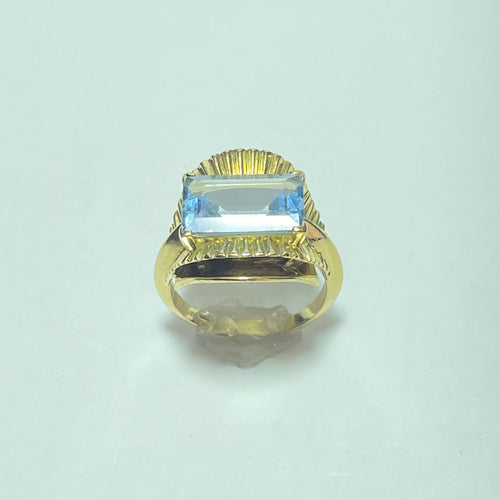 Bague 53 Bague avec spinelle rectangulaire taille émeraude en or jaune 18K 58 Facettes 250309