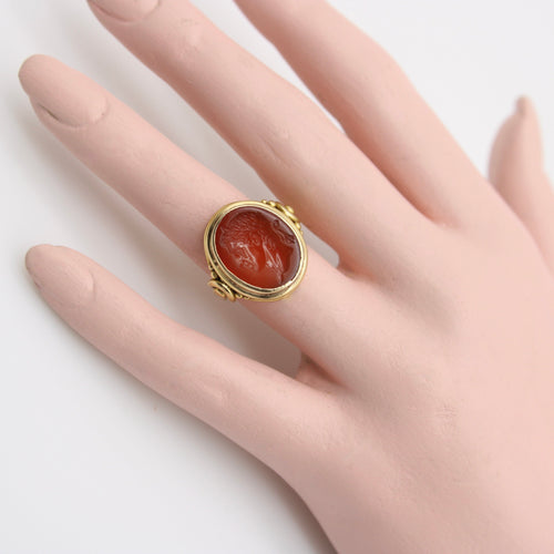 Bague Époque victorienne - Bague en or 18k, intaille en cornaline Jules César 58 Facettes