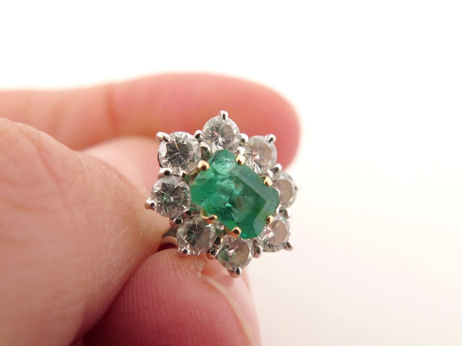 Bague 51 Bague marguerite T51 en or blanc 18k avec émeraude et diamants 58 Facettes 272543