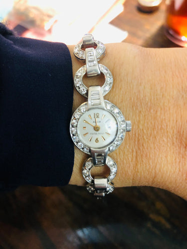 Montre Montre Art déco en platine et or gris et diamants 58 Facettes 1