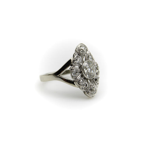 Bague Bague en or blanc 14 carats avec diamants taille ancienne, vers 1910 58 Facettes A1002Z