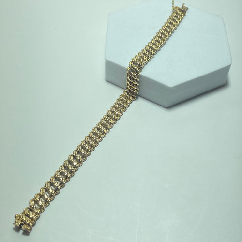 https://cdn.shopify.com/s/files/1/0686/9781/7169/files/IMG_3755.jpg?v=1764535745