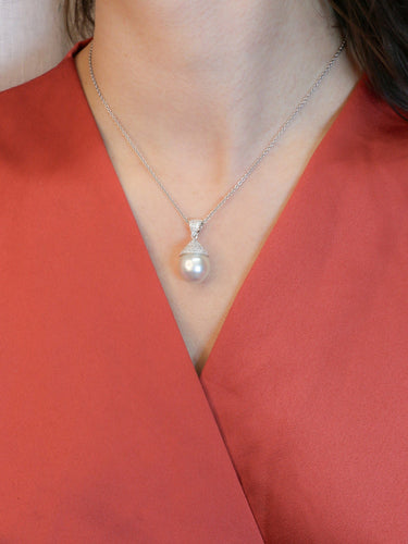 Pendentif Pendentif - Perle de culture et diamants en or blanc 18 carats 58 Facettes 993