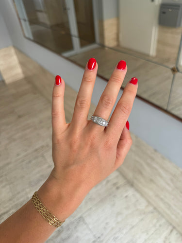 Bague 56 Bague vintage 1940 en or blanc 18k et diamants 58 Facettes