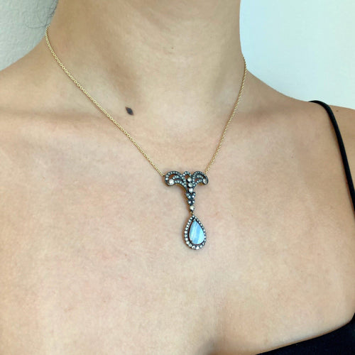 Collier Collier vintage avec pendentif en or jaune 14 carats, diamants et opale 58 Facettes