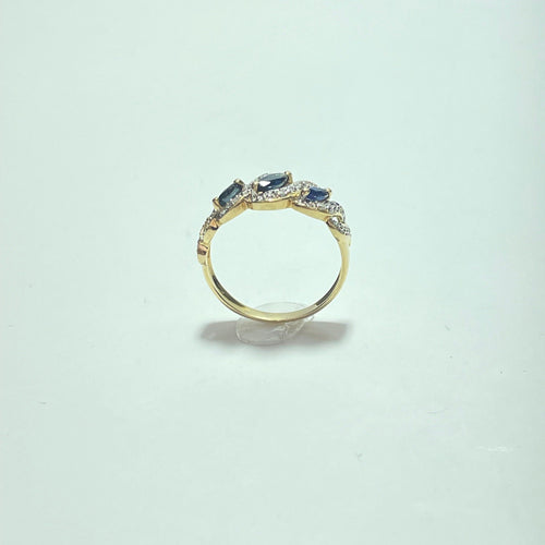 Bague 53.5 Bague trilogie saphirs et diamants en or jaune 18 carats 58 Facettes 250196