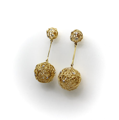 Boucles d'oreilles Boucles d'oreilles pendantes en or 18k avec diamants 58 Facettes
