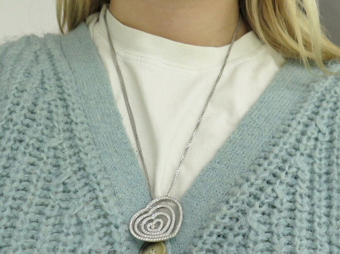 Collier Chopard Happy Spirit - Collier pendentif cœur en or blanc 18K et diamants 58 Facettes 264347