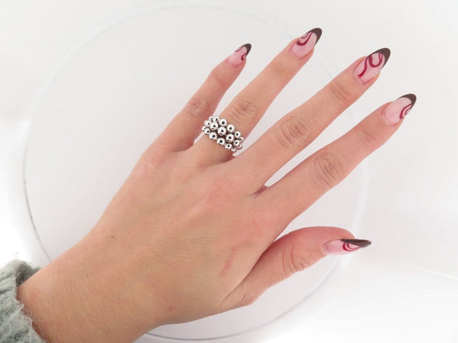 Bague 51 Boucheron Grains de Raisins - Bague en or blanc 18k taille 51 58 Facettes 265064