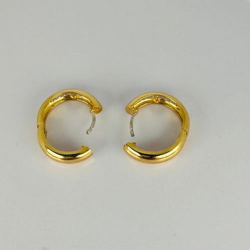 Boucles d'oreilles Créoles vintage en or jaune 14 carats et diamants 58 Facettes 2503038