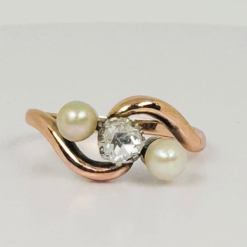 Bague Bague ancienne croisée en or rose 18 ct avec diamant et perles 58 Facettes 2206099