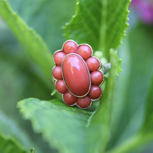 Bague Bague rétro en or 14k au corail cabochon 58 Facettes A2002D
