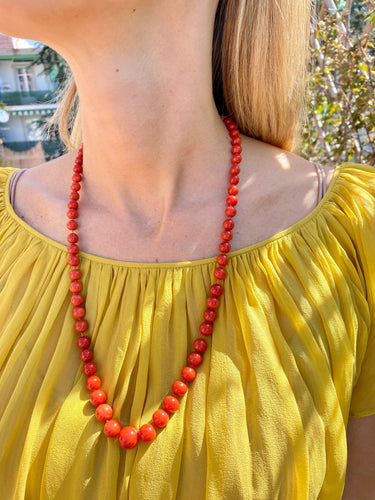 Collier Collier en corail méditerranéen naturel avec fermoir en or 18k 58 Facettes