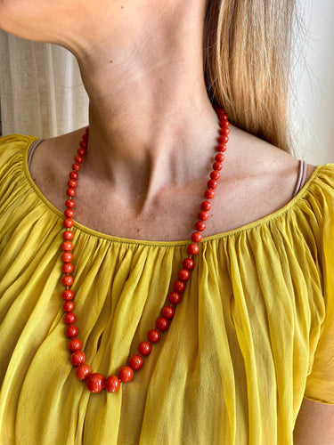 Collier Collier en corail méditerranéen naturel avec fermoir en or 18k 58 Facettes