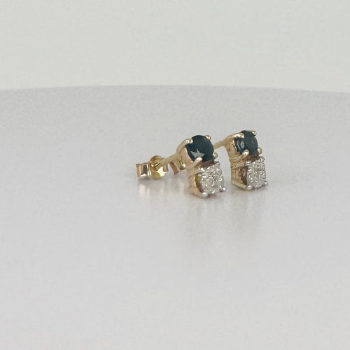 Boucles d'oreilles Boucles d’oreilles vintage en or jaune 14K, saphirs bleus et diamants 58 Facettes 2508002