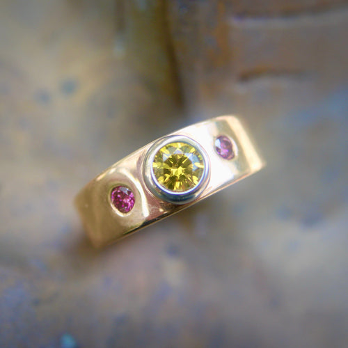 Bague MWM Goldsmithing - Bague en or jaune 14k et diamants roses 58 Facettes
