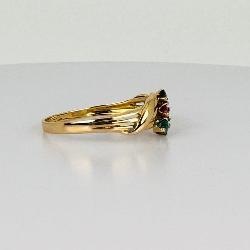 Bague Bague vintage en or jaune 18 ct avec rubis, émeraude et saphir bleu 58 Facettes 2505006