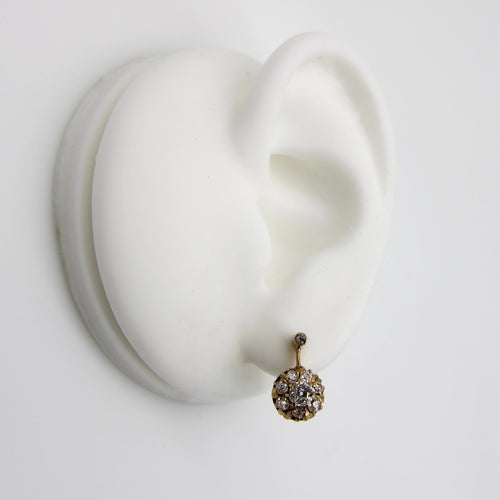 Boucles d'oreilles Boucles d'oreilles pendantes fleurs victoriennes en or 18k et diamants 58 Facettes