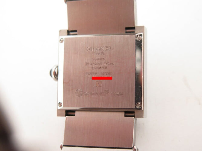 Montre Chanel Mademoiselle - Montre quartz en acier brossé et diamants 58 Facettes 267770