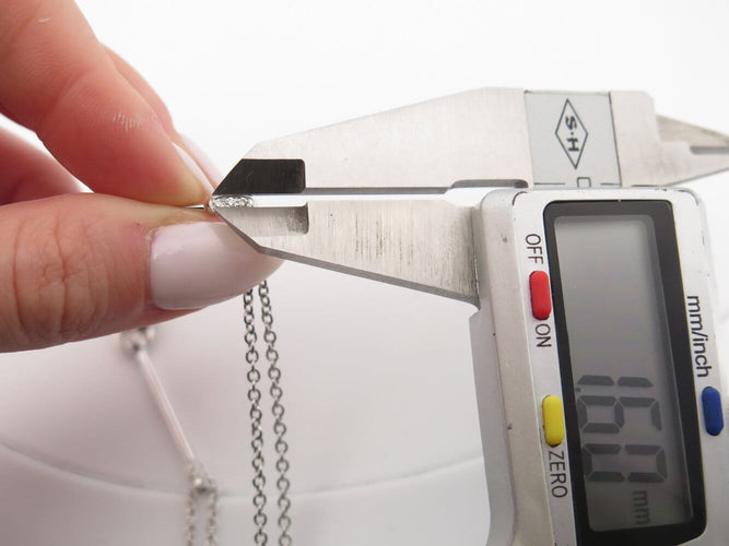 Collier Poiray Indrani - Collier pendentif en or blanc 18k et diamants 58 Facettes 271032