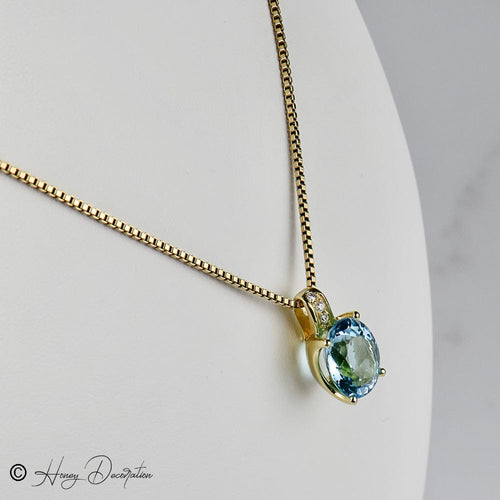 Pendentif Pendentif en or jaune 18 carats avec topaze et diamants 58 Facettes 2364
