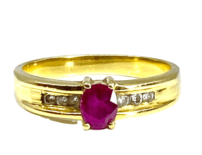 Bague 54 Bague en or jaune 18 carats en rubis et diamants 58 Facettes AB325