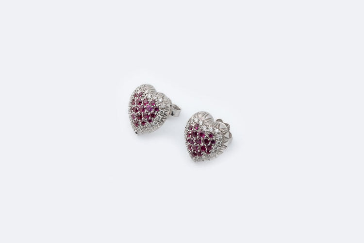 Boucles d'oreilles Oro Bianco Boucles d’oreilles cœur en or blanc 18 kt avec rubis et diamants 58 Facettes orc226