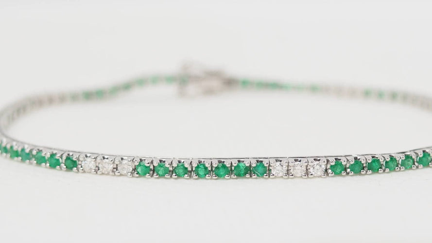 Bracelet 18cm Bracelet rivière en or blanc 18 kt, émeraudes et diamants 58 Facettes 32238