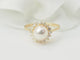 Bague 52.5 Bague marguerite en or jaune 18 ct, perle Akoya et diamants 58 Facettes 33428