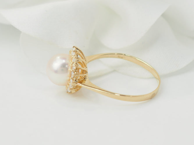 Bague 52.5 Bague marguerite en or jaune 18 ct, perle Akoya et diamants 58 Facettes 33428