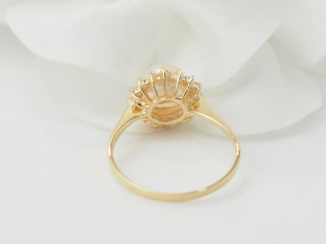 Bague 52.5 Bague marguerite en or jaune 18 ct, perle Akoya et diamants 58 Facettes 33428